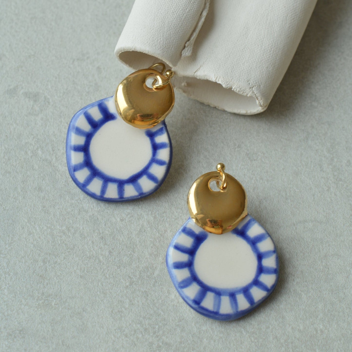 Ceramic earrings No. 8