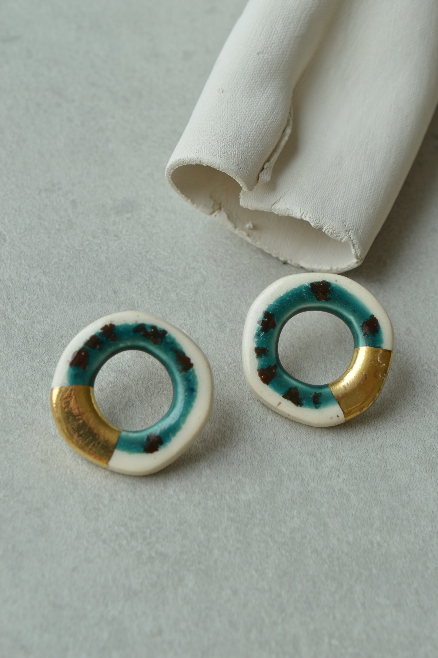 Ceramic earrings No. 10